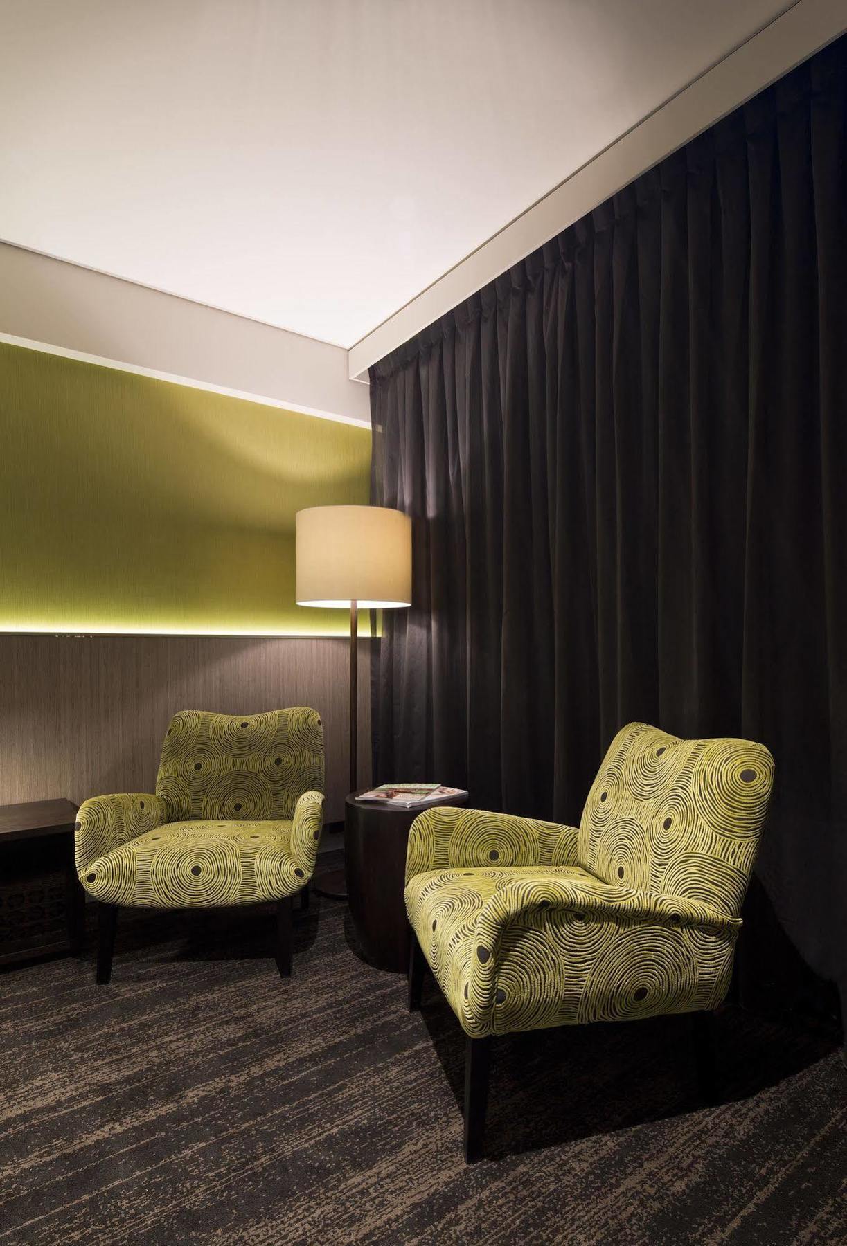 Hotel The Glen And Rochedale
